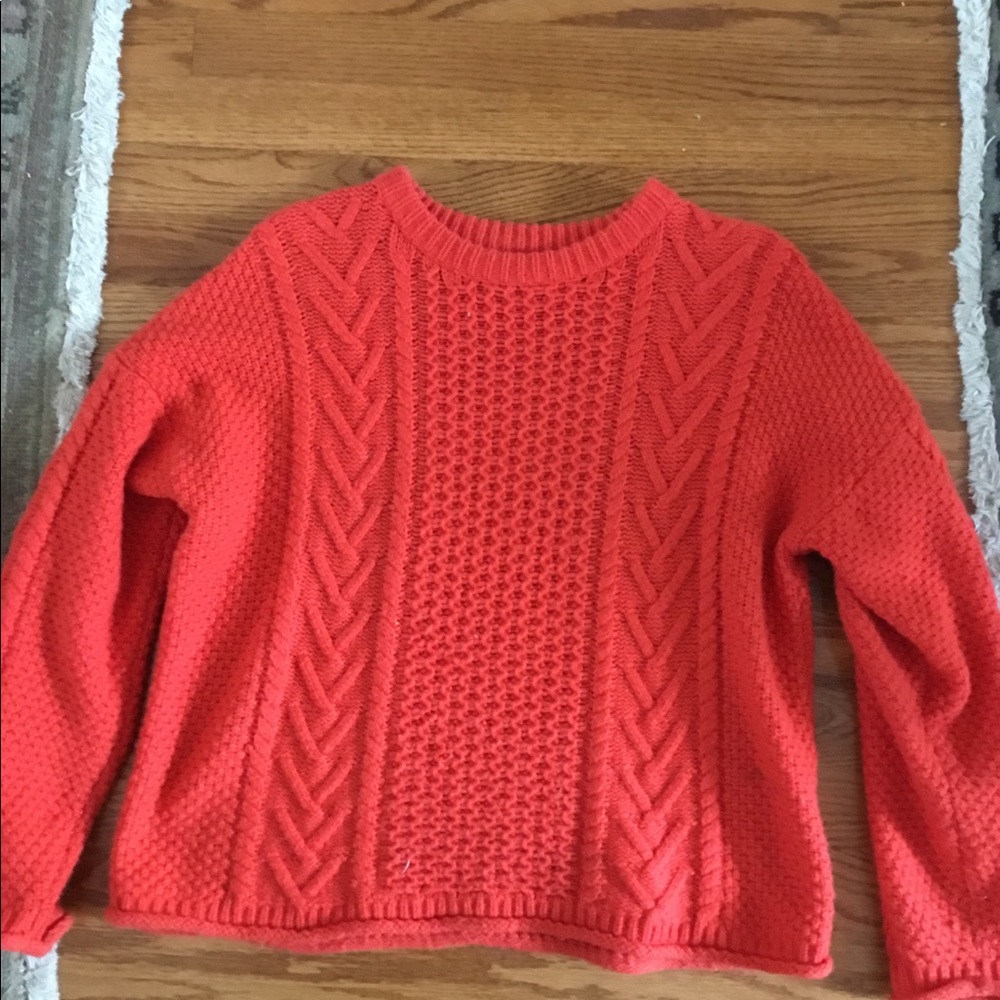 Made well sweater